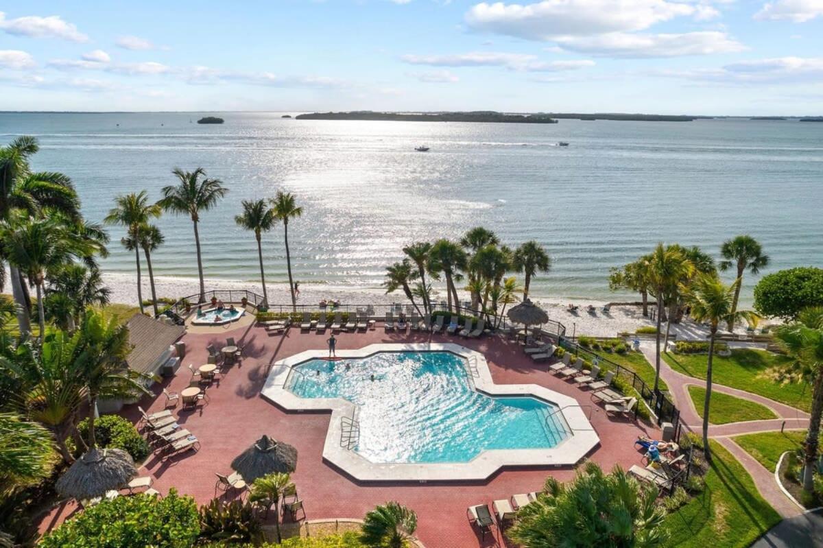 Gorgeous Renovated In Upscale Sanibel Harbour Tower Appartement *